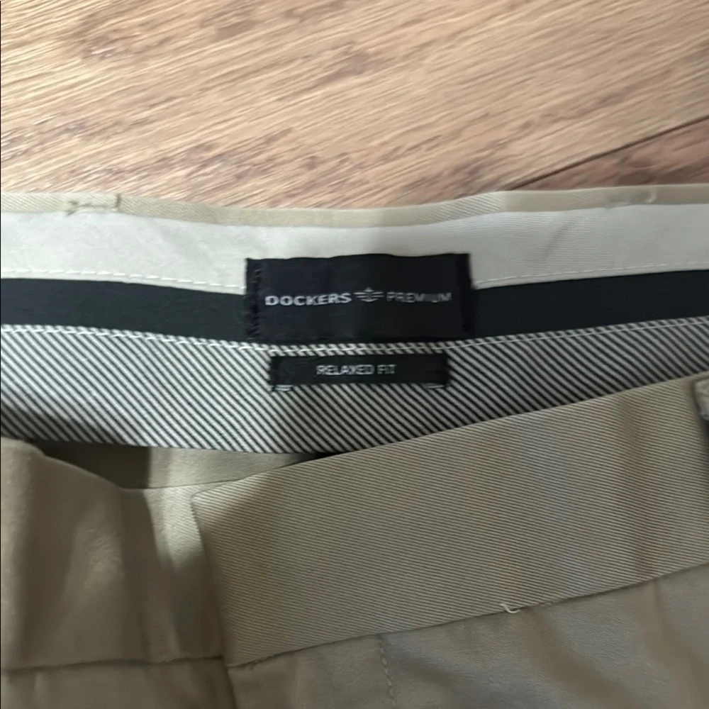 Men's Tan Pants